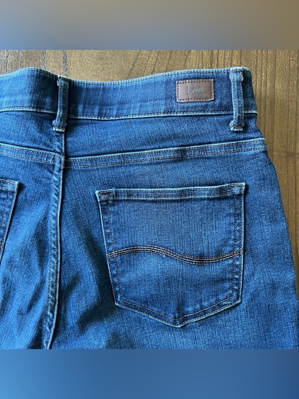 Lee Modern Series Total Freedom Straight Leg Jeans - 10 Medium - Picture 4 of 13